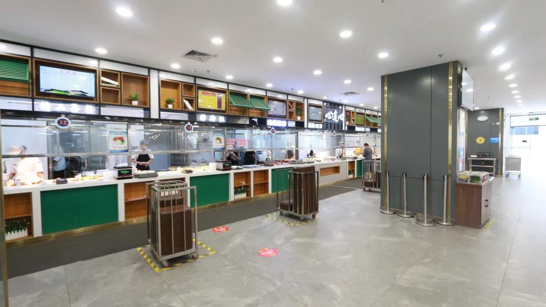 东莞华贝电子厂食堂