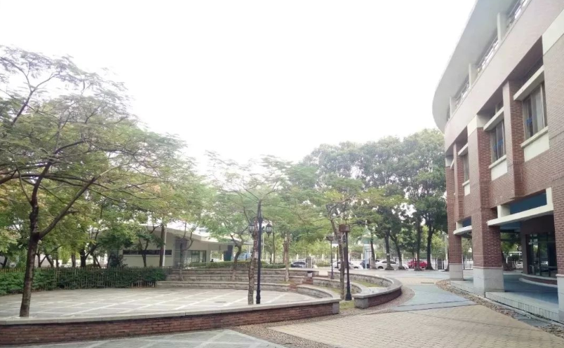 东莞富港电子厂宿舍楼