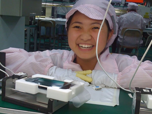 电子厂流水线车间